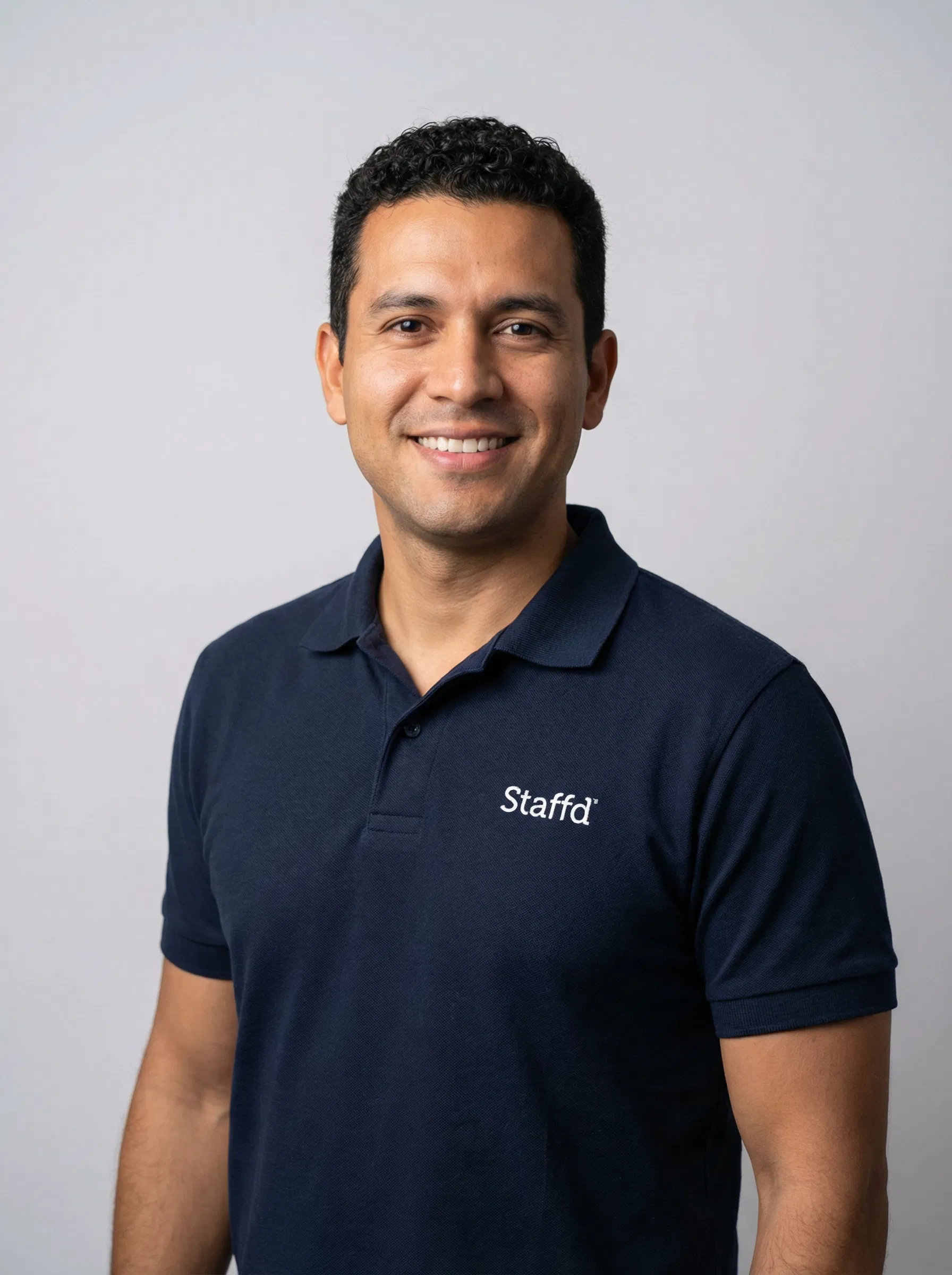 Leo - Competitive Intelligence Analyst
